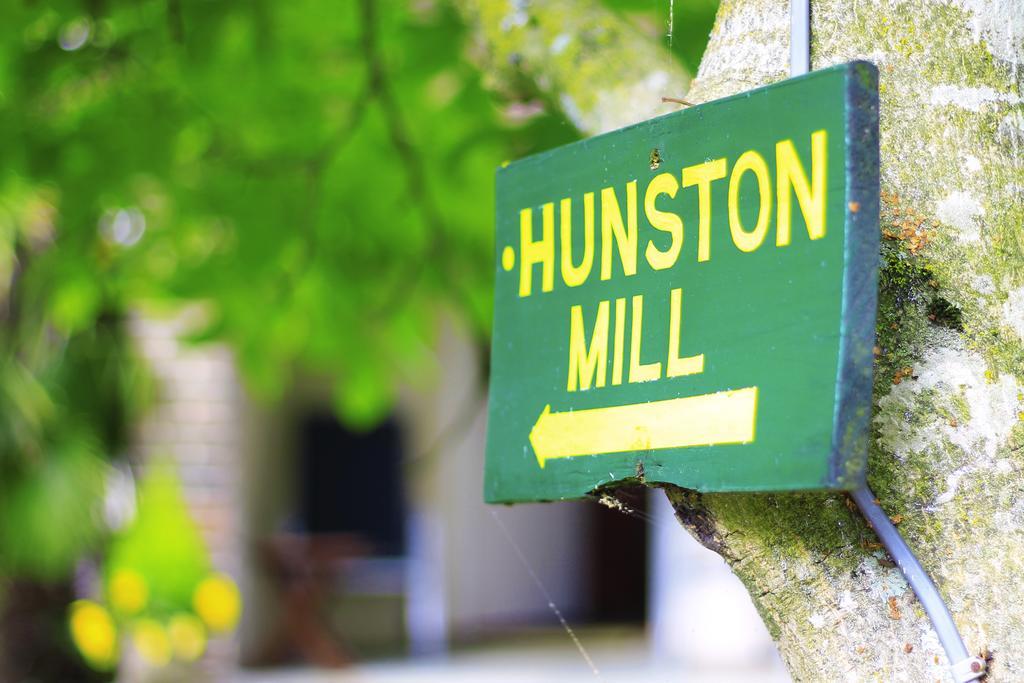 Hunston Mill Self Catering Dog Stay For Free Chichester Oda fotoğraf