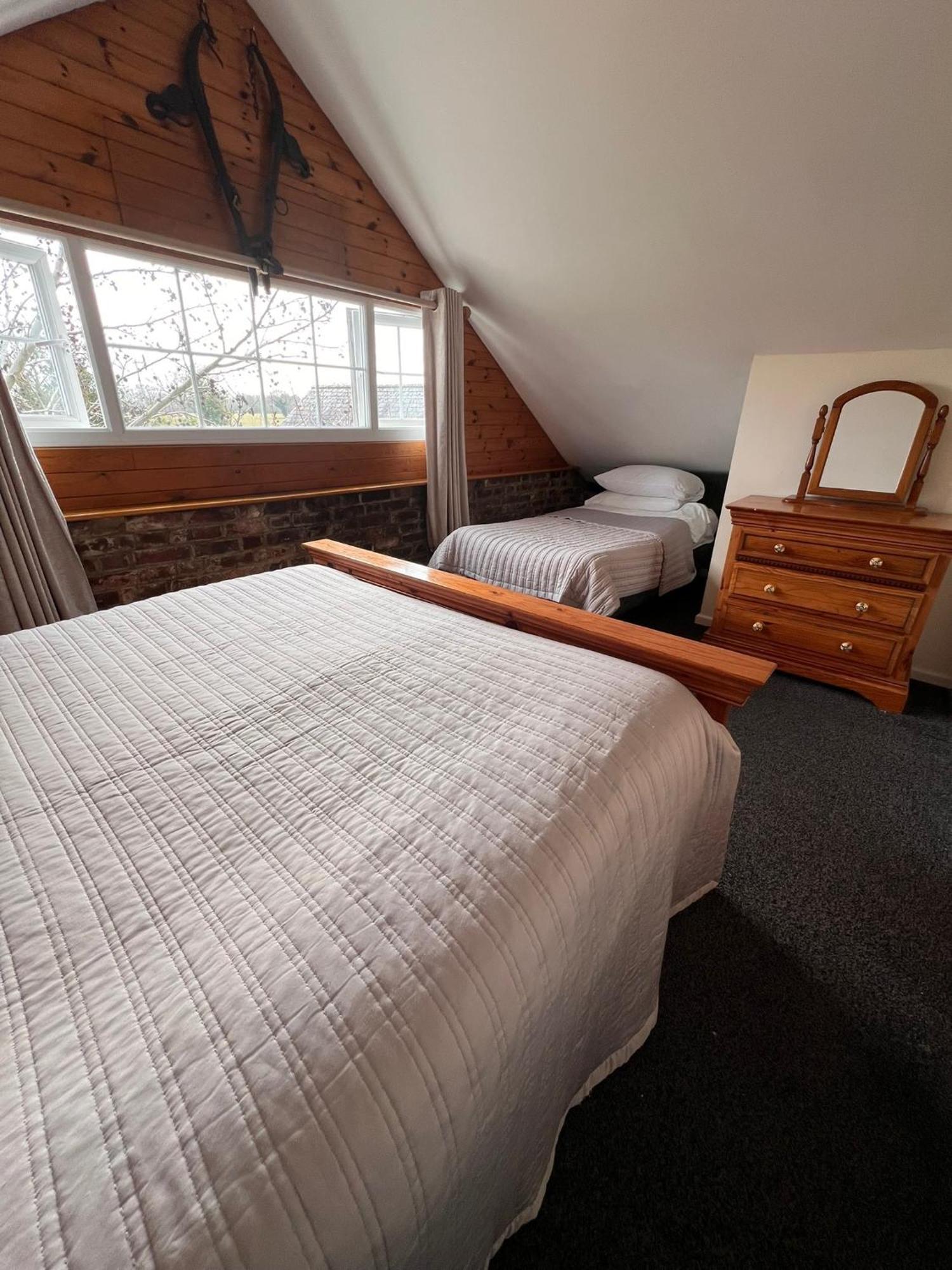 Hunston Mill Self Catering Dog Stay For Free Chichester Dış mekan fotoğraf