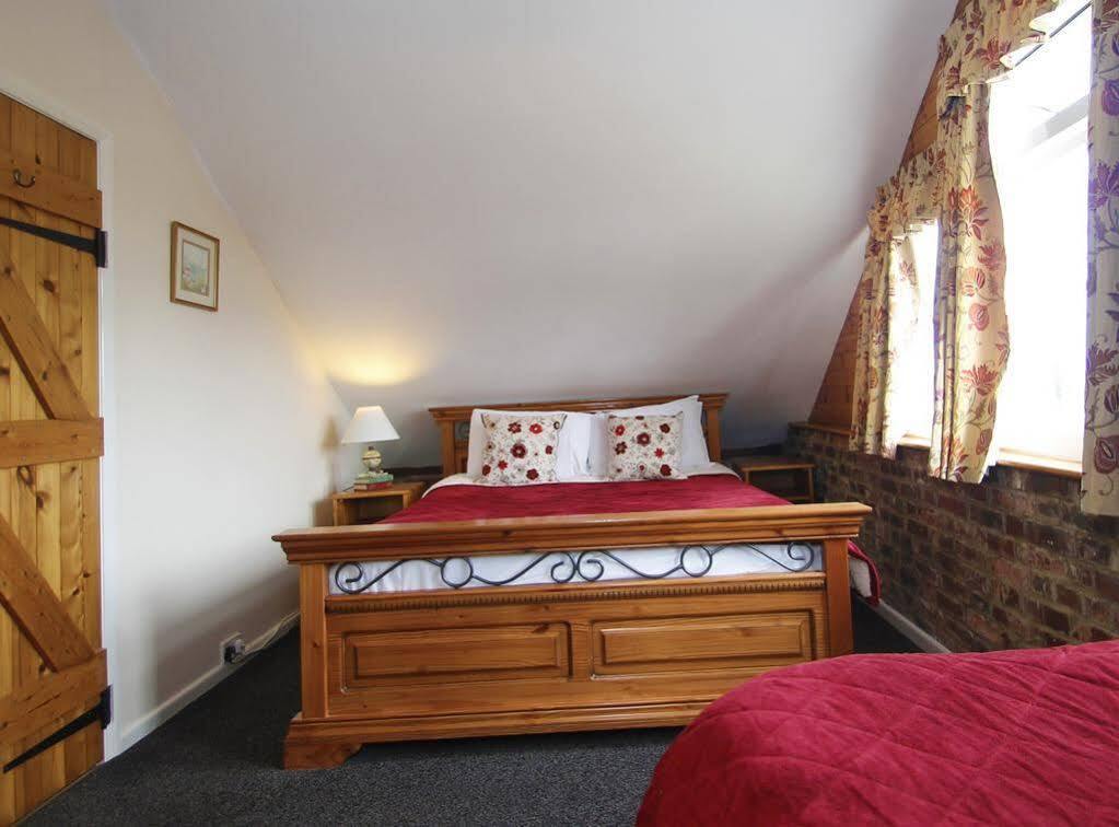 Hunston Mill Self Catering Dog Stay For Free Chichester Dış mekan fotoğraf